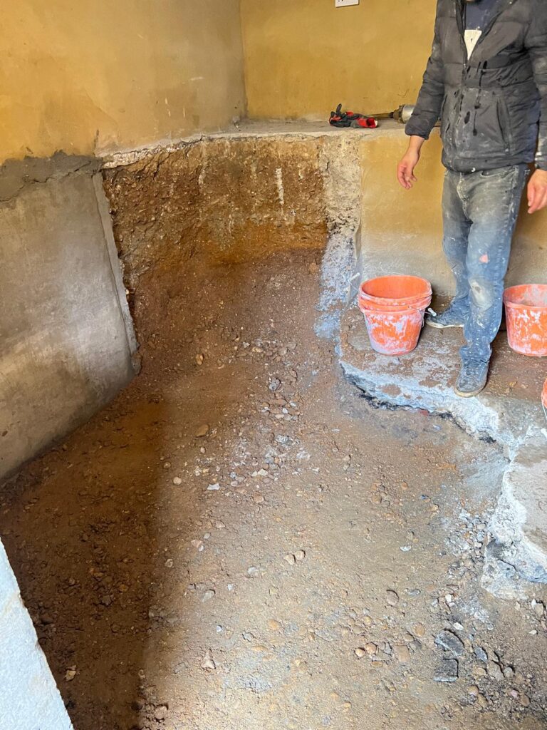 BASEMENT IN PLAISTOW