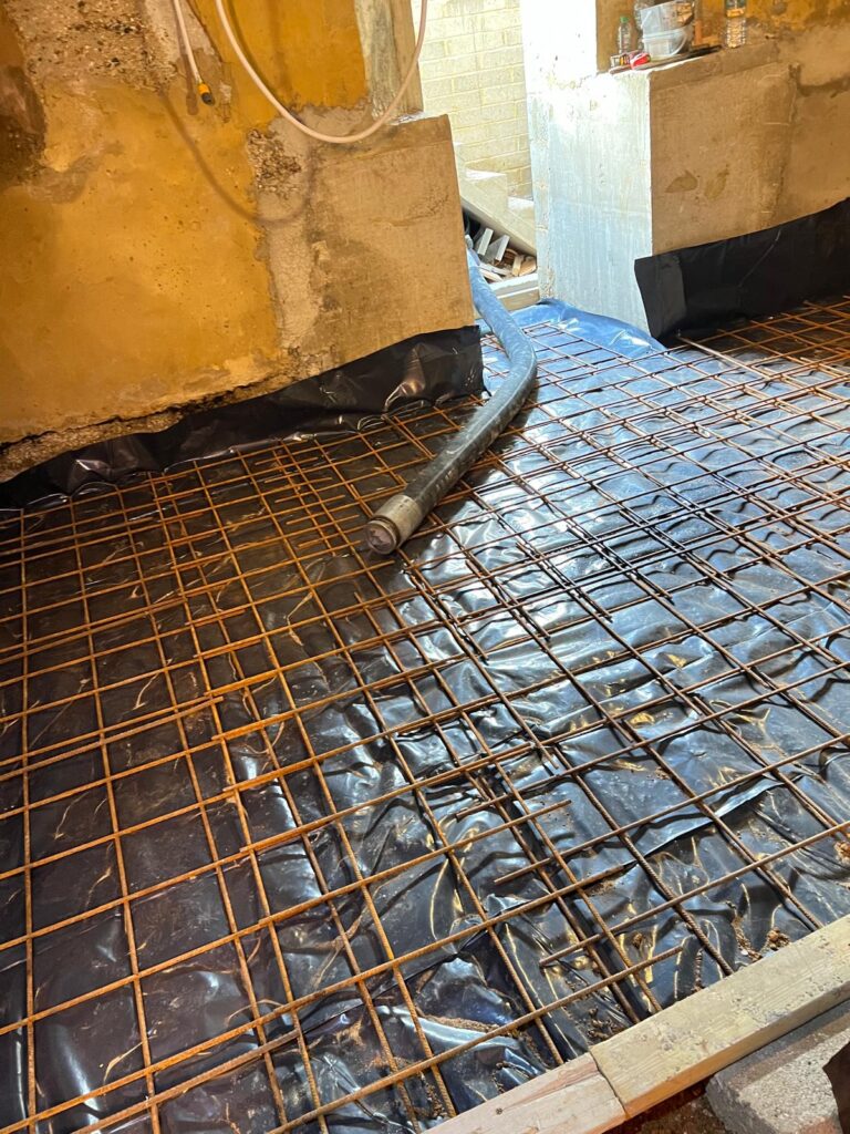 BASEMENT IN PLAISTOW