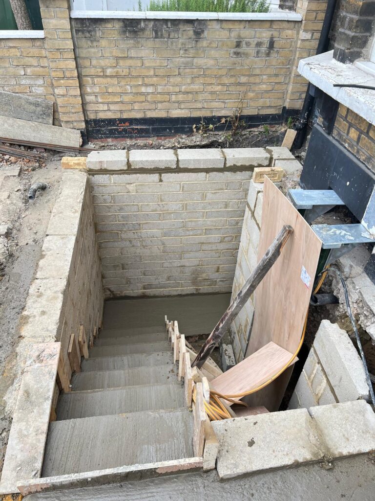 BASEMENT IN PLAISTOW