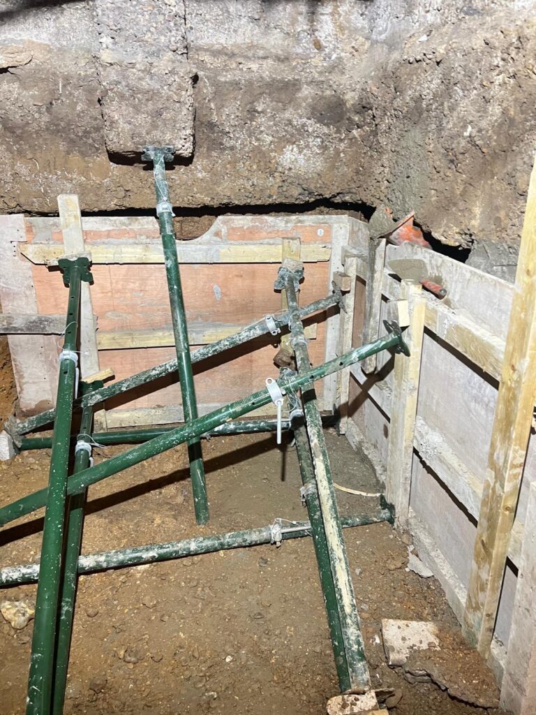 BASEMENT IN PLAISTOW